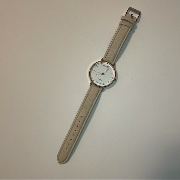 Nanette LePore Classic Rose Gold Watch - Picture 4 of 4